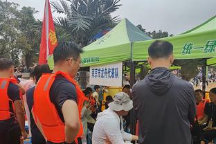 一票难求！超级杯购票建议：申花球迷坐地铁8号线，海港球迷3号线